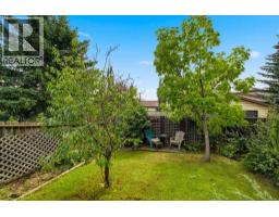 7 Glenport Road E - photo 32