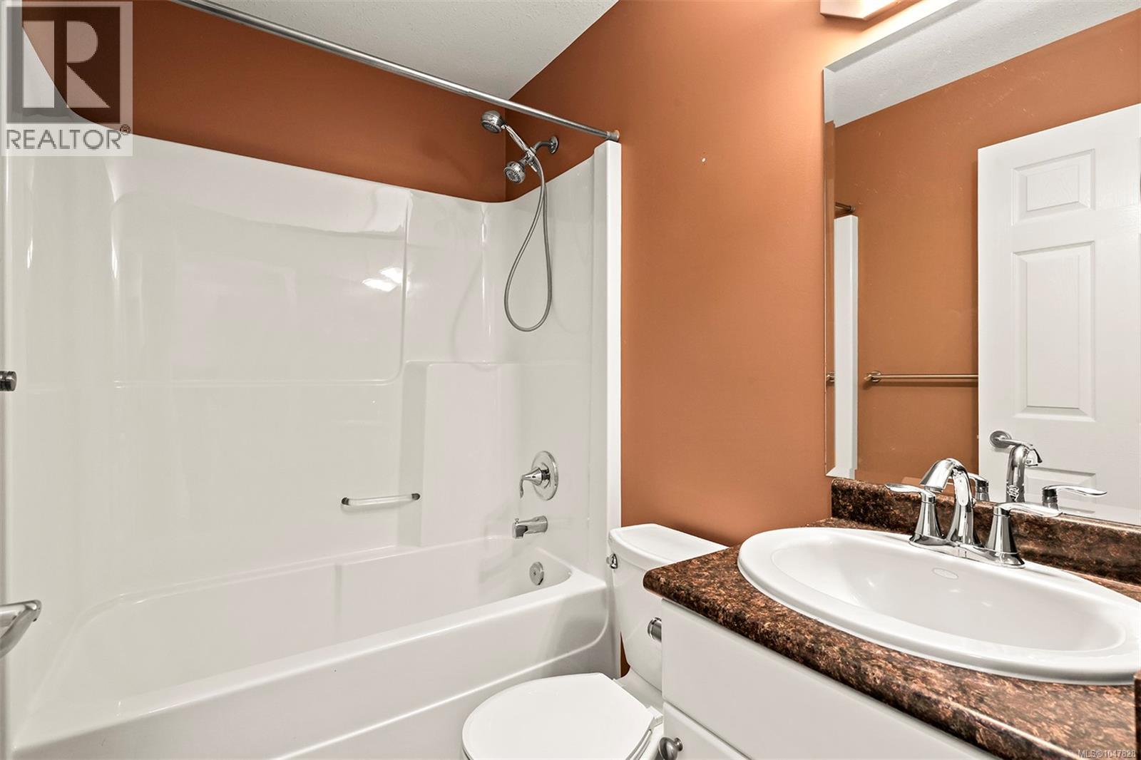 2717 Kendal Ave - Image 16