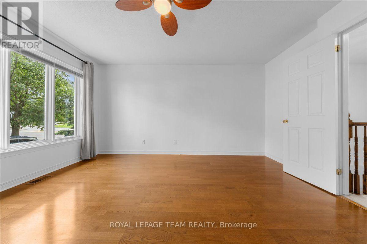 219 TATTERSALL WAY - 21