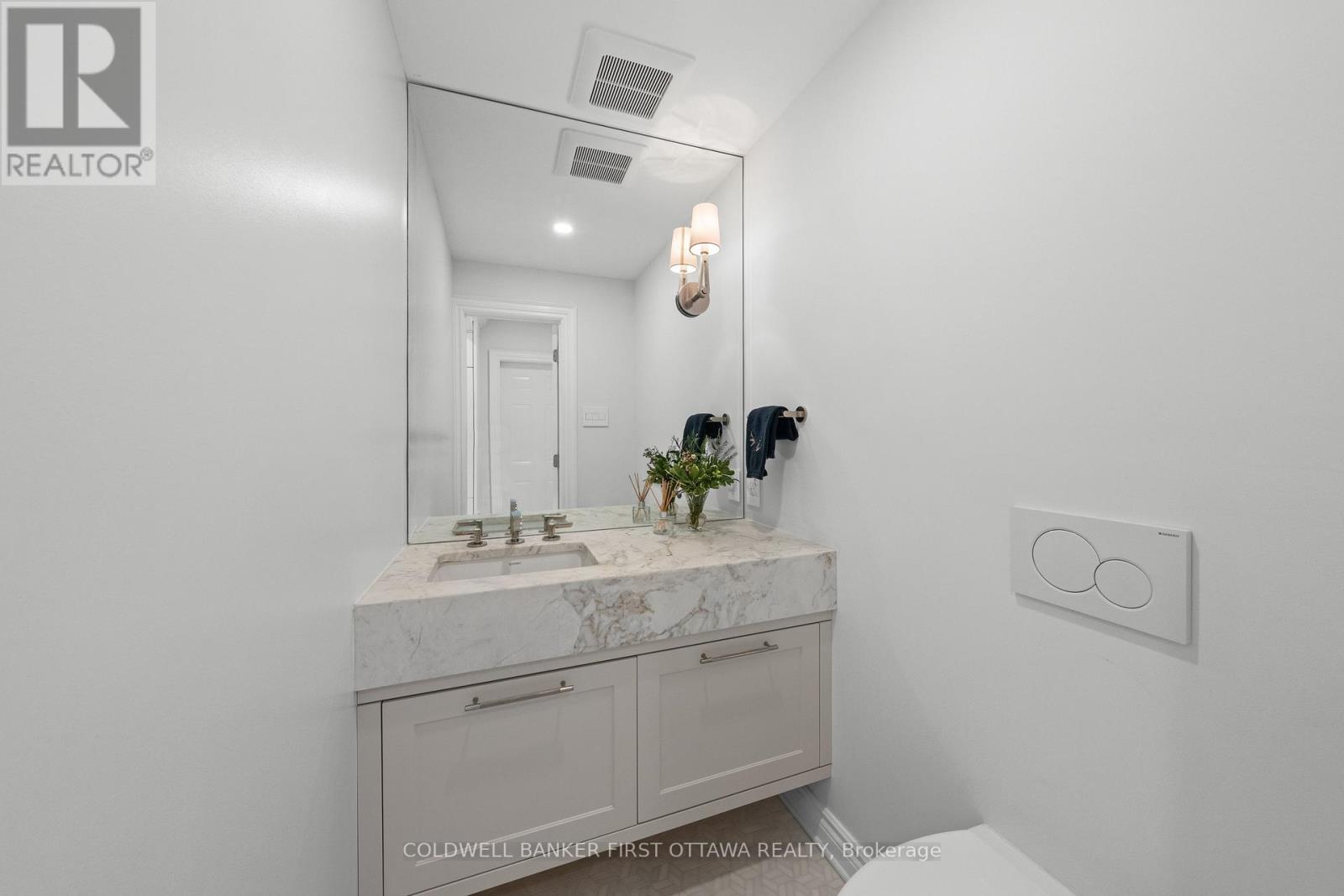 229 CROCUS AVENUE - 18