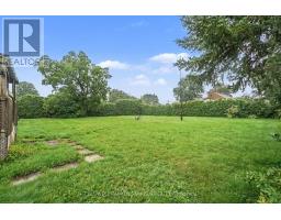 23 Elma Street, Ottawa, ON K1T3W8 Photo 15
