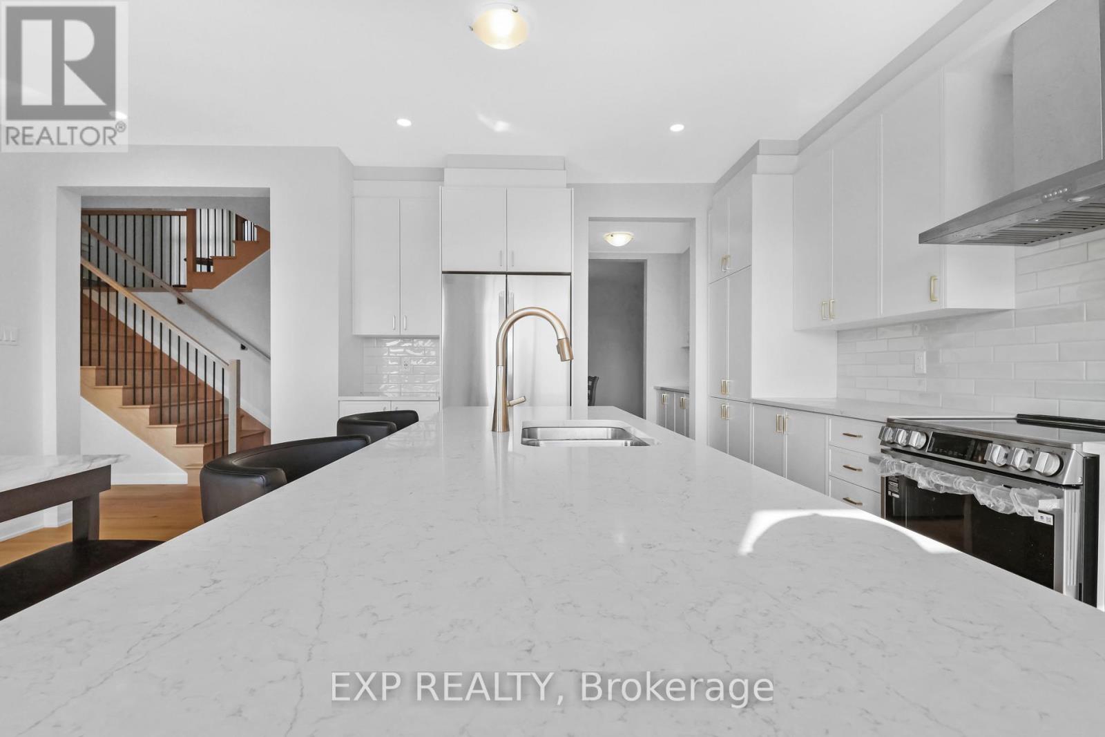 4 Bed, 4 Bath House for Sale in Ottawa – 626 INVER LANE, Ottawa – MLS# X13767764 - Image 11