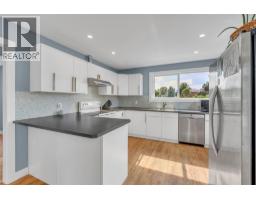 770 Lower Debeck Road, Naramata, BC V0H1N0 Photo 15