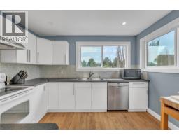 770 Lower Debeck Road, Naramata, BC V0H1N0 Photo 16