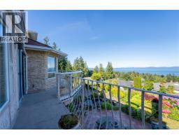 5200 Polson Terr, Saanich, BC V8Y2C6 Photo 34