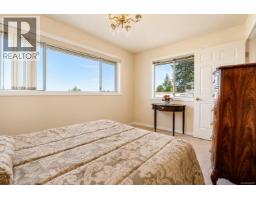 5200 Polson Terr, Saanich, BC V8Y2C6 Photo 42
