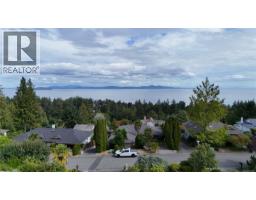 5200 Polson Terr, Saanich, BC V8Y2C6 Photo 76