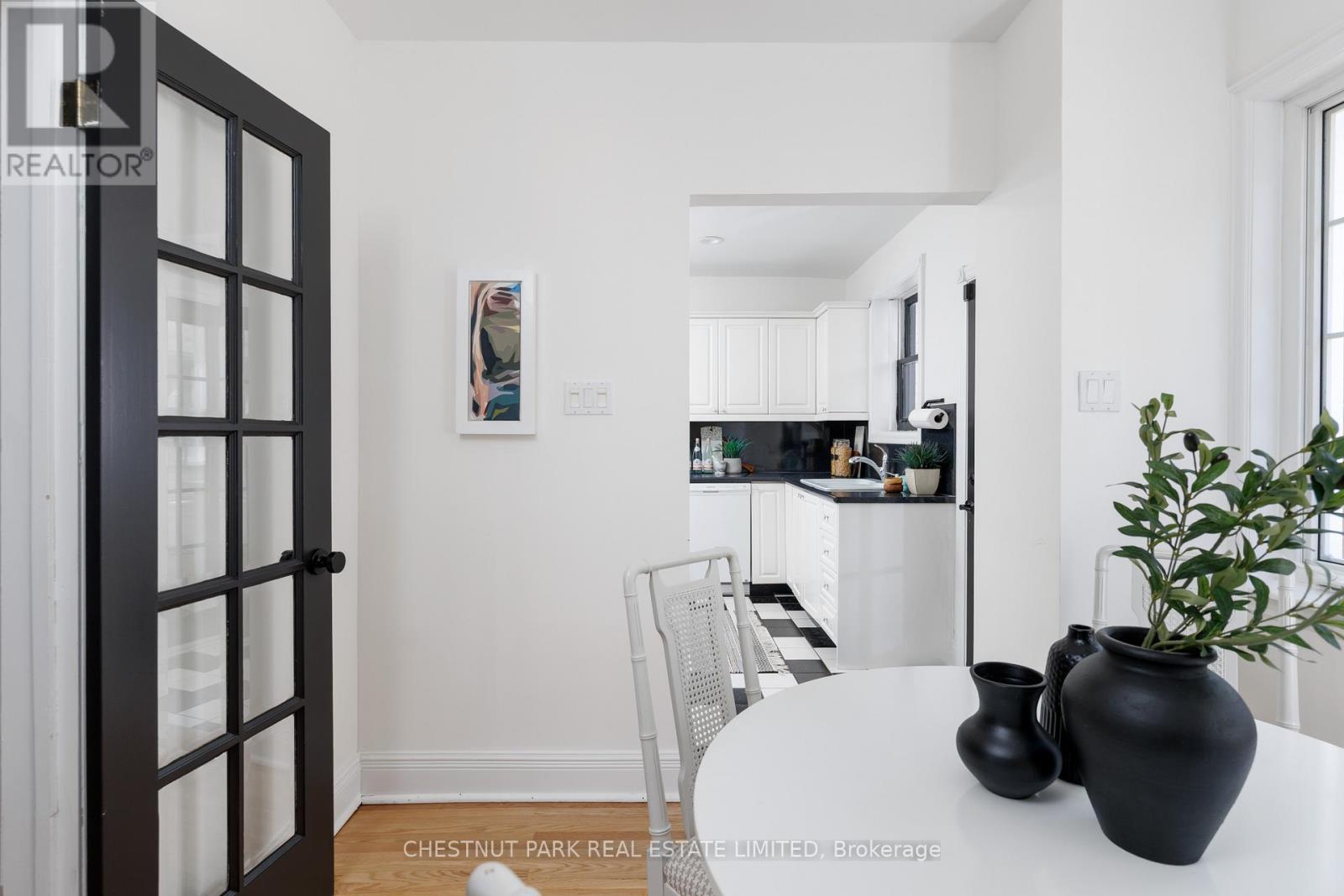 264 ORIOLE PARKWAY - 12