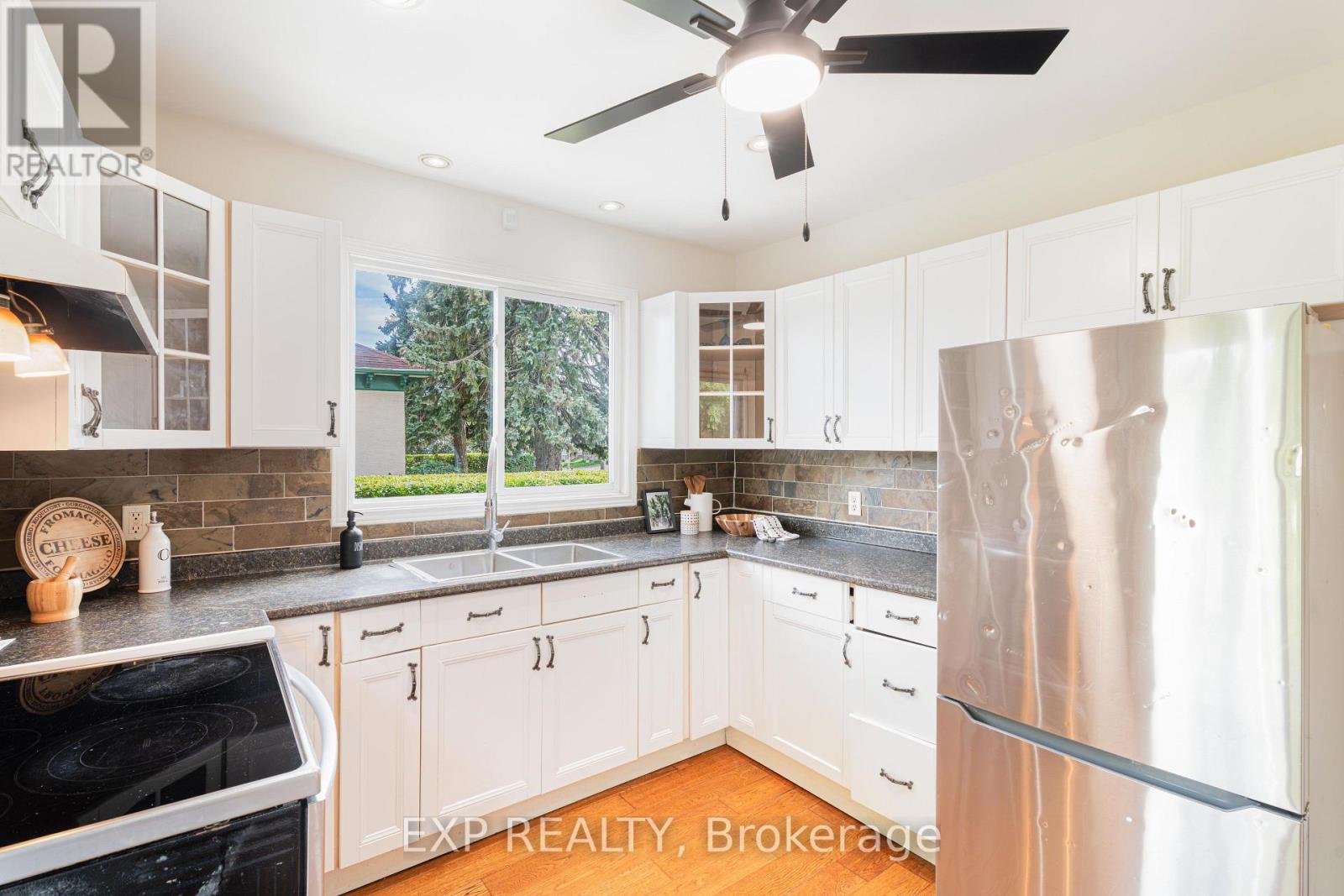 97 PARK ROAD S - Image 17