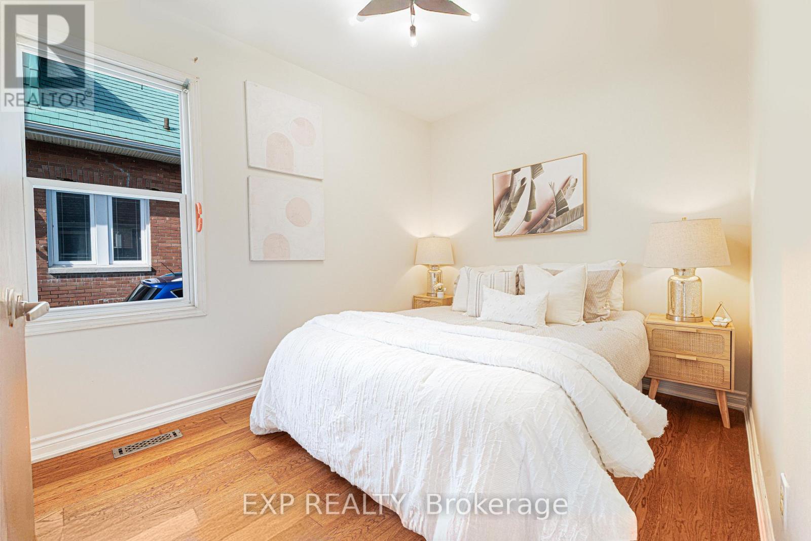97 PARK ROAD S - 18