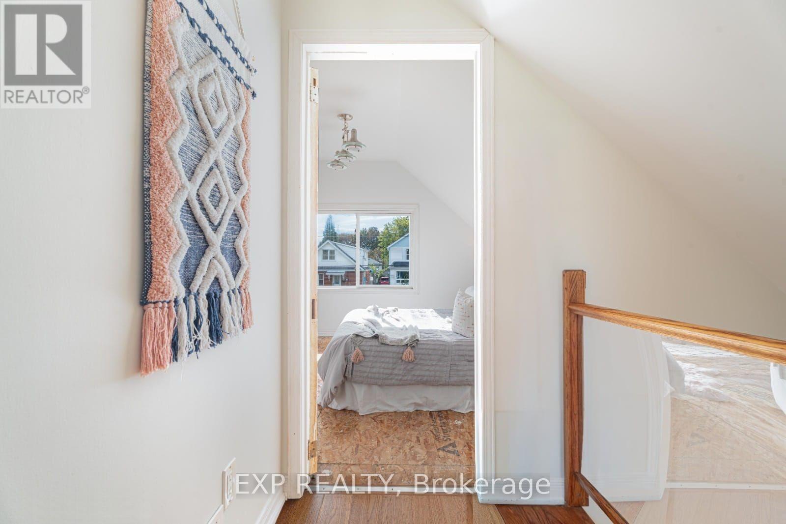 97 PARK ROAD S - Image 23