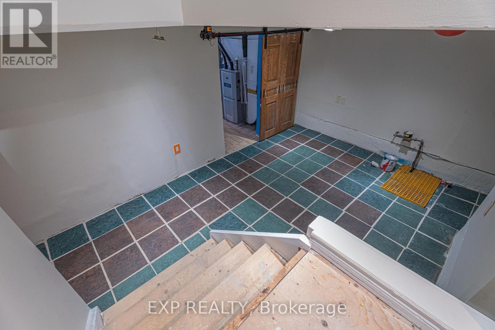 97 PARK ROAD S - 31