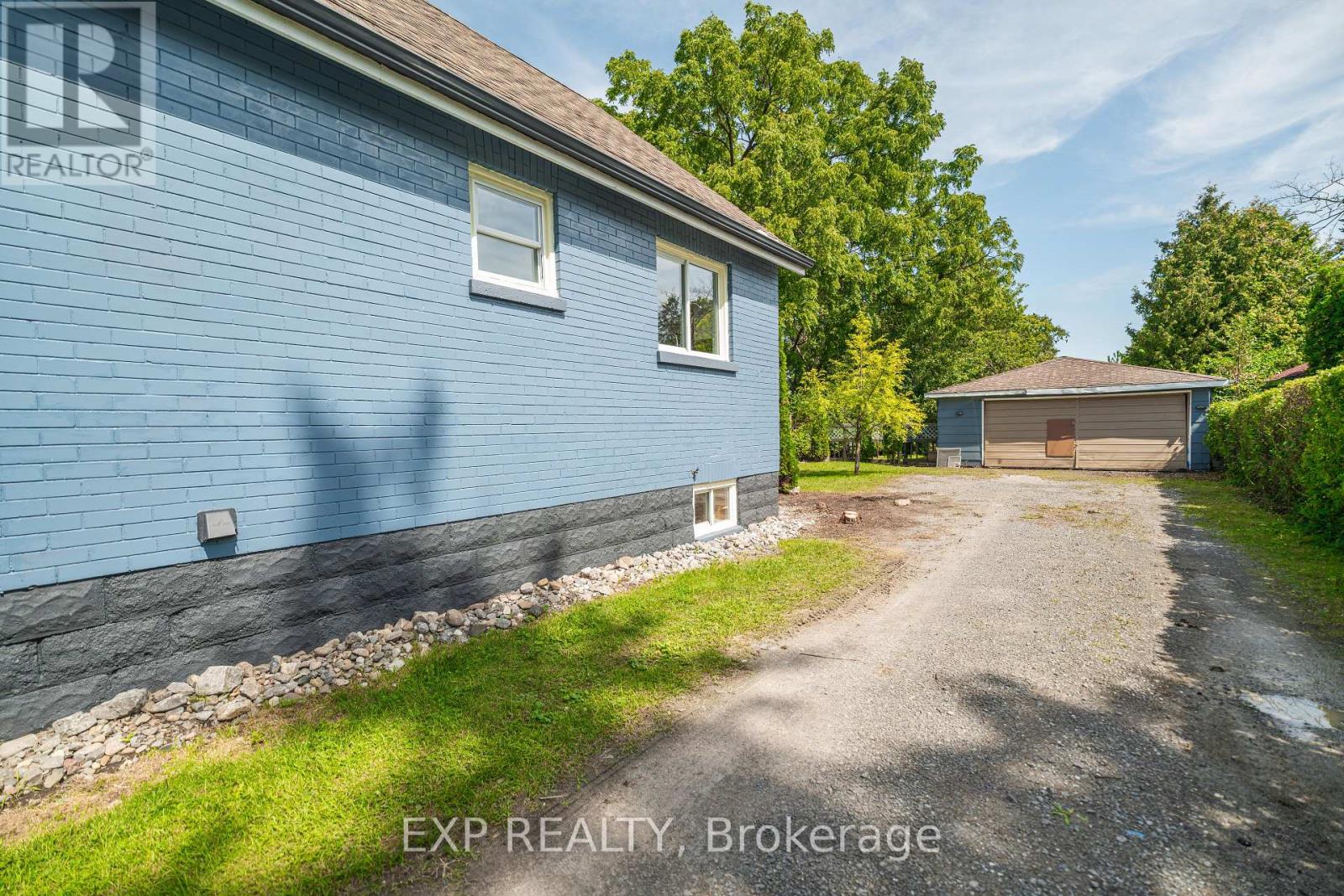 97 PARK ROAD S - Image 37