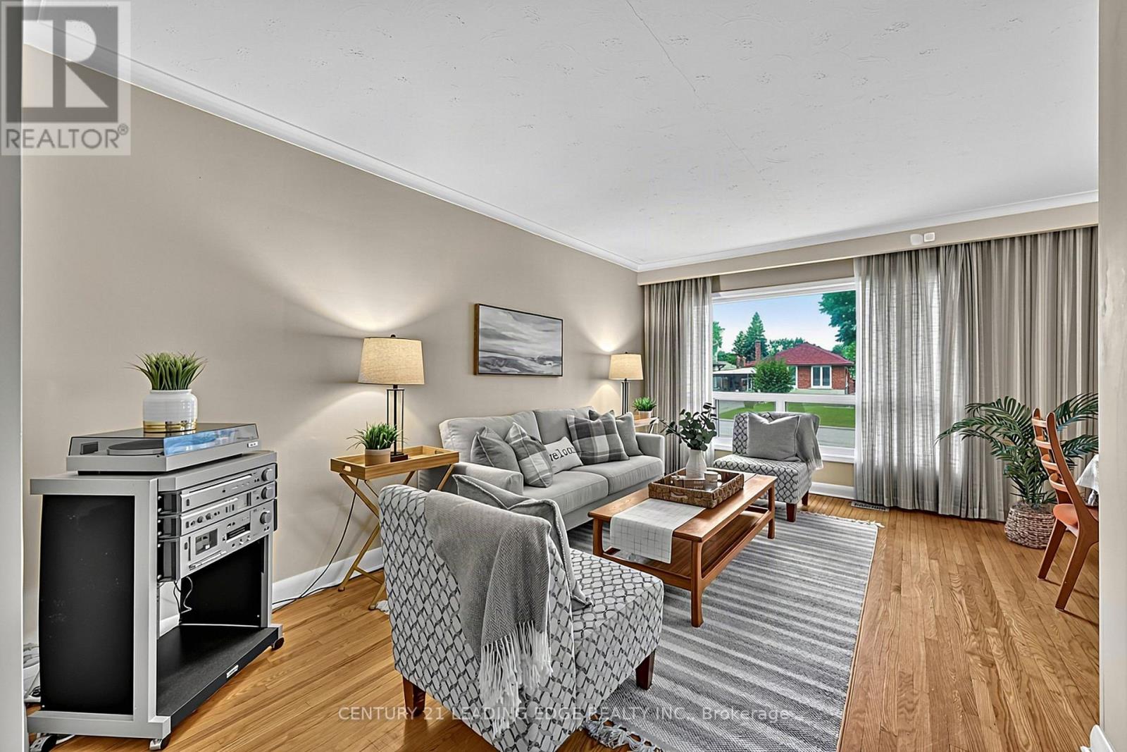15 WETHERBY DRIVE - 10