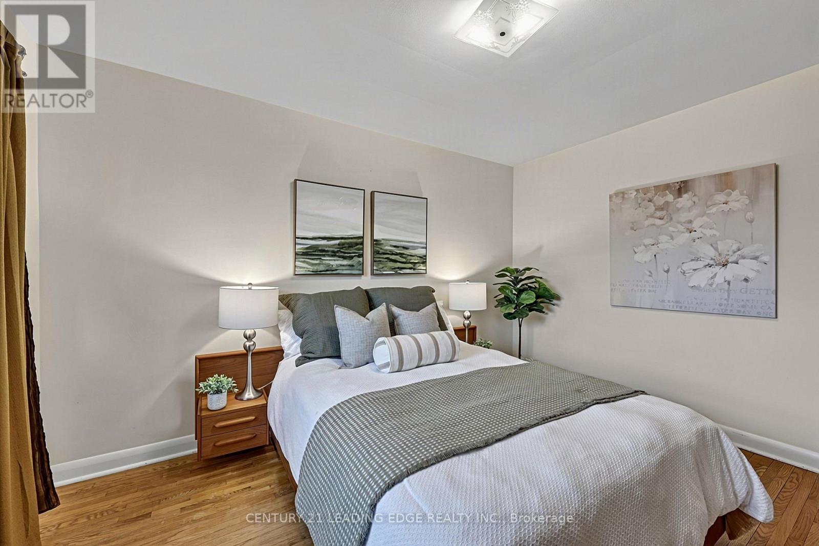 15 WETHERBY DRIVE - 25