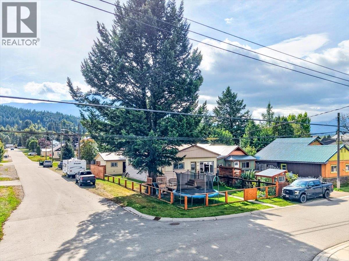 1092 5TH Avenue, Fernie