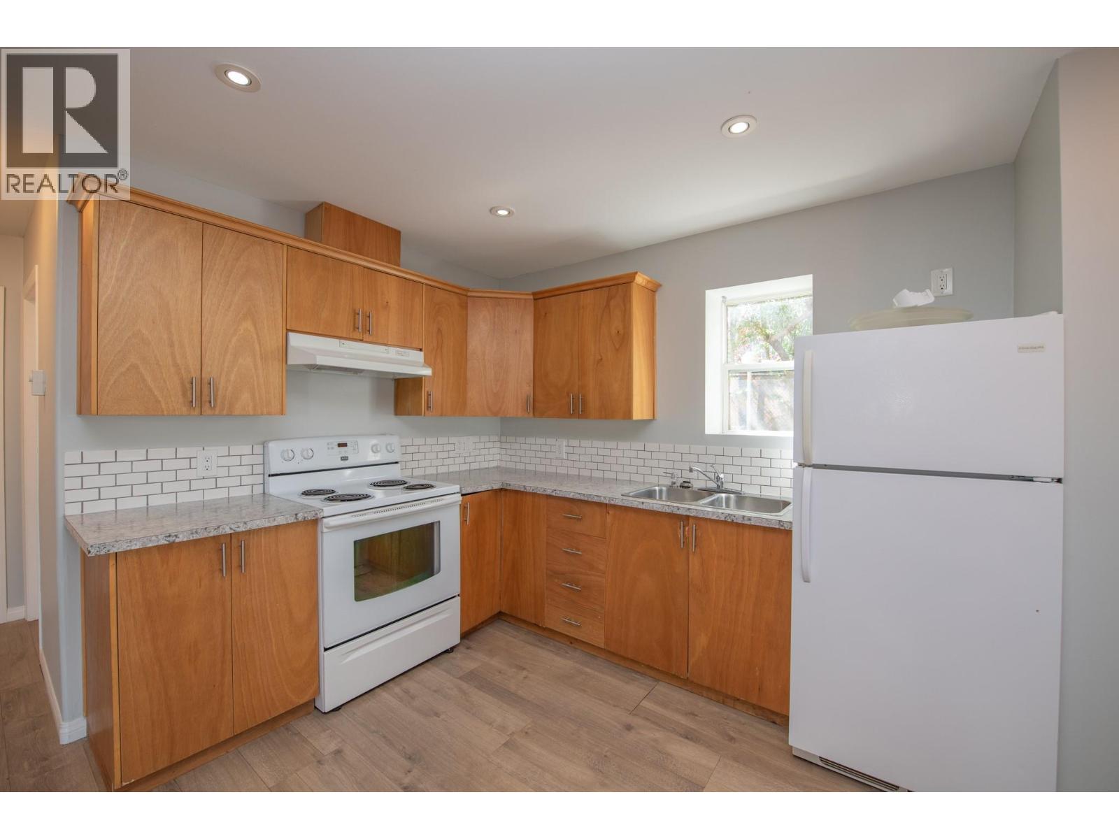 3908 Pleasant Valley Road - 9