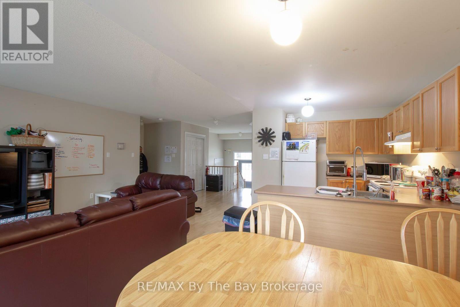 48 ROSE VALLEY WAY - 5