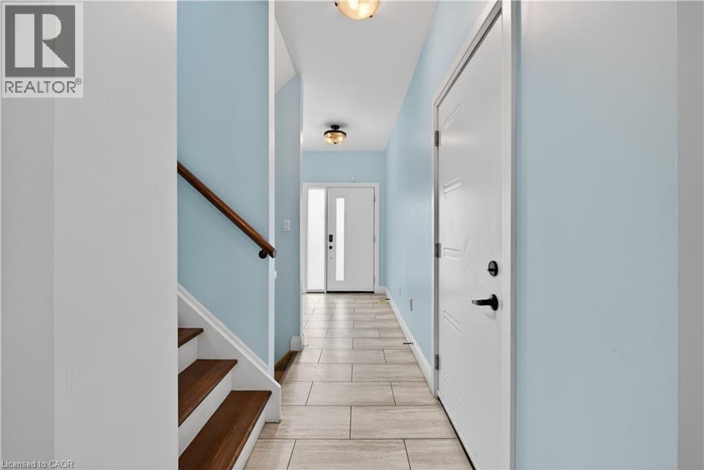 360 QUARTER TOWN Line Unit# 101, Tillsonburg — photo 5