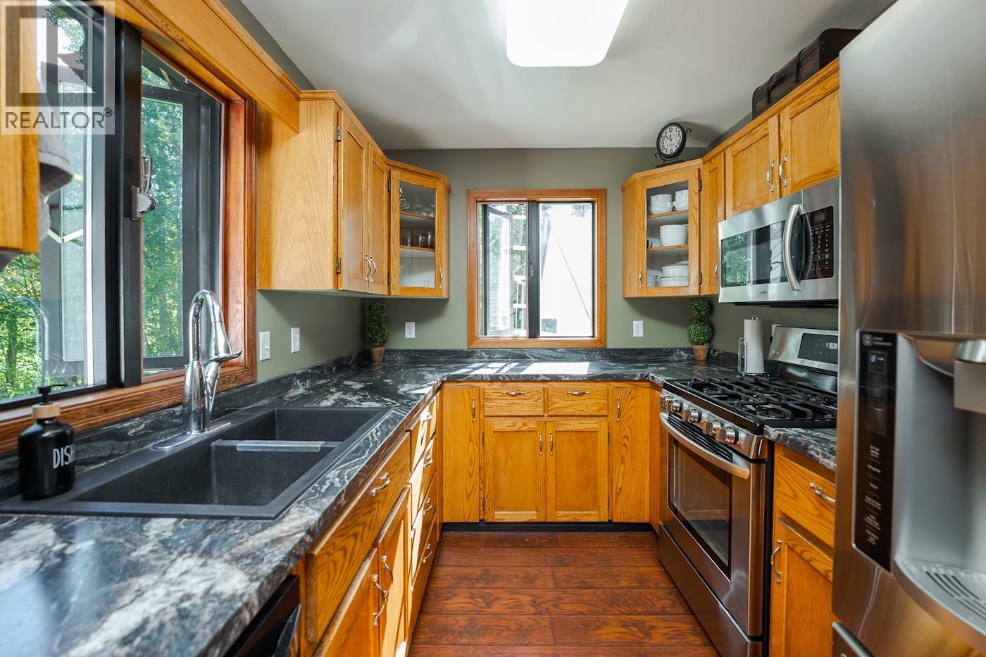 11590 WOODLAND ROAD - 12