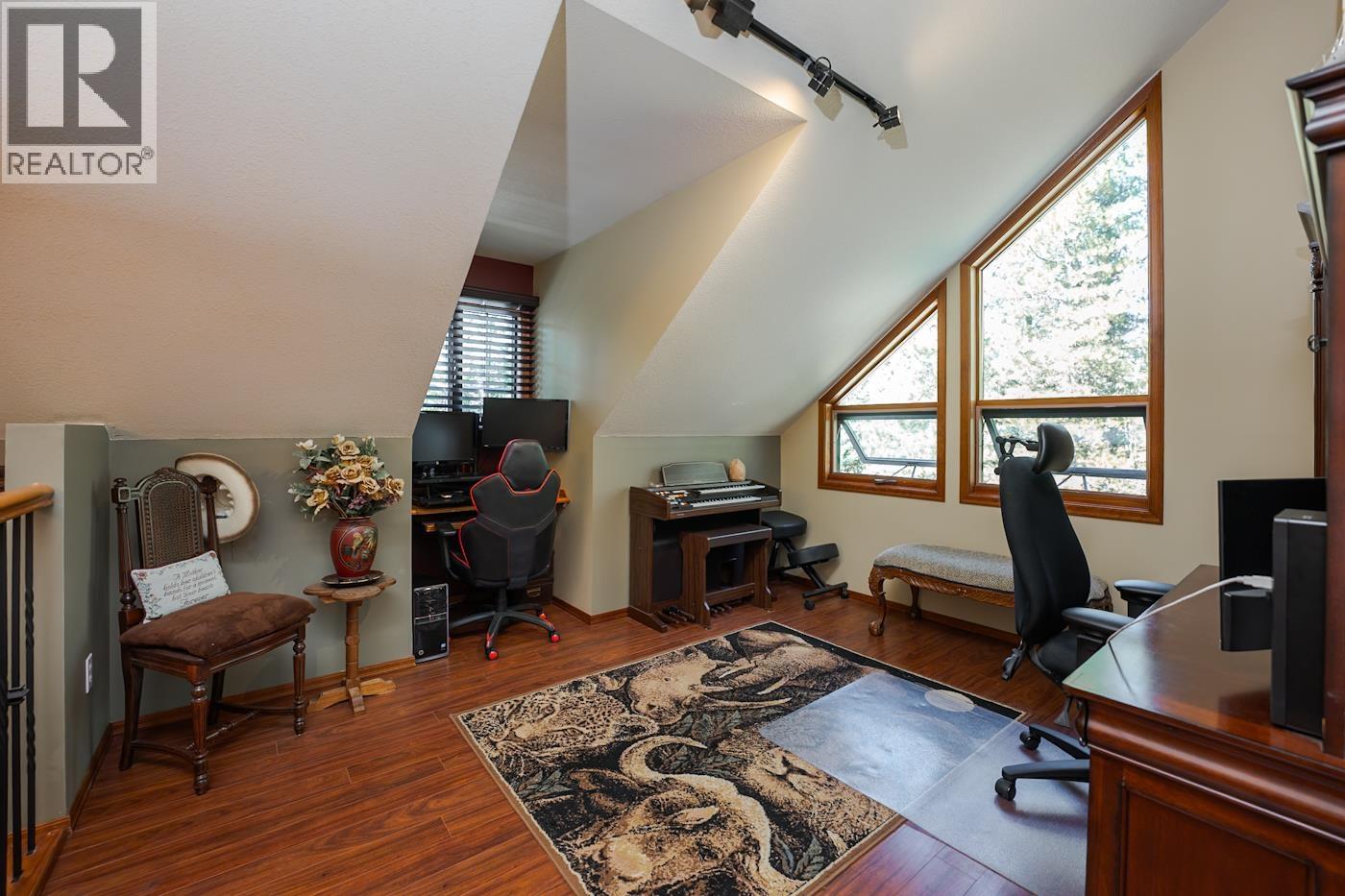 Photo 25 of 41 — 11590 WOODLAND ROAD · Prince George, BC