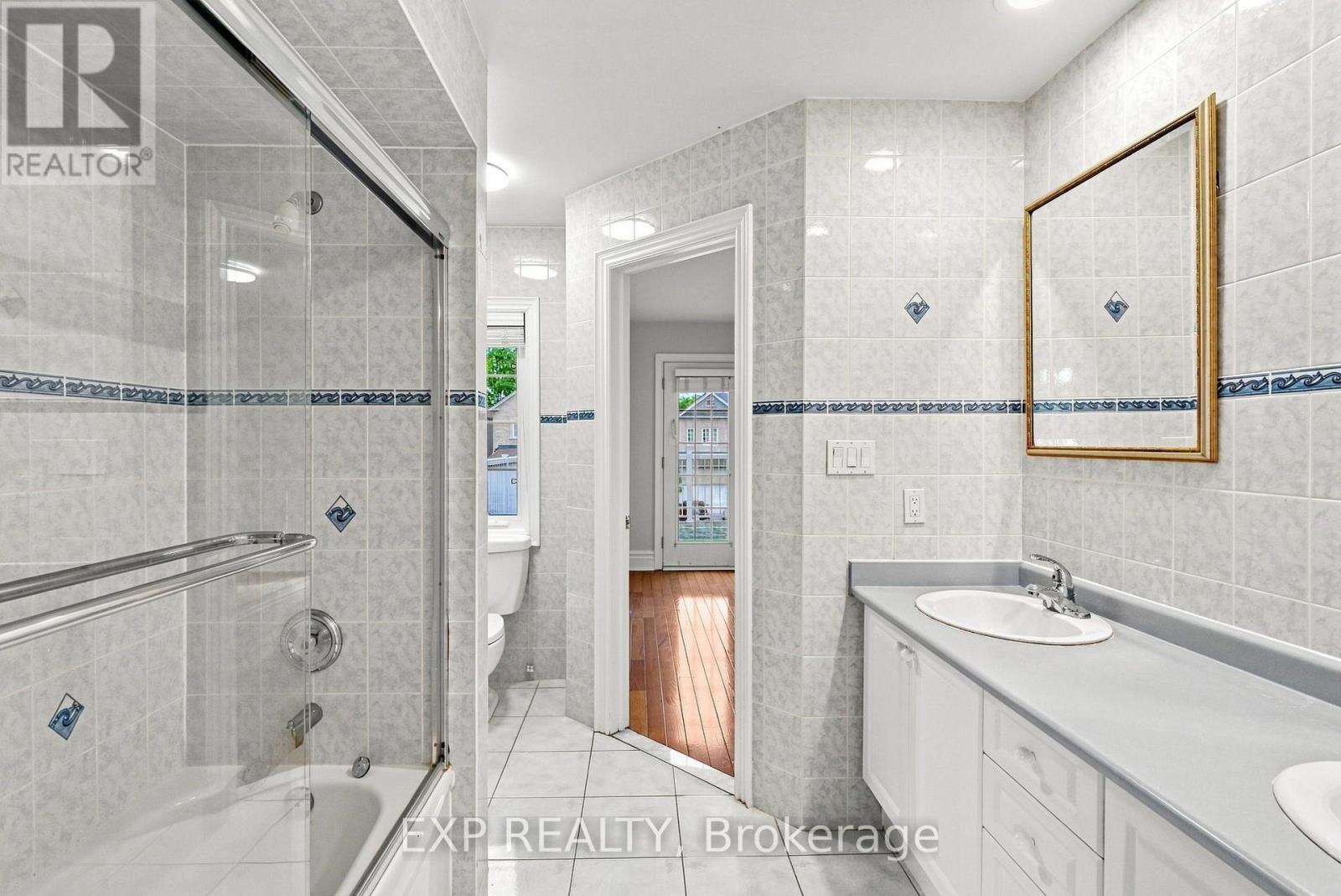33 VALLEYFORD AVENUE - 22