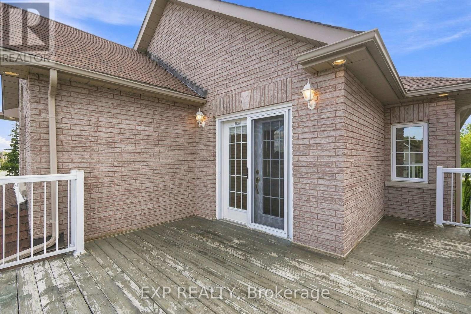 33 VALLEYFORD AVENUE - 28