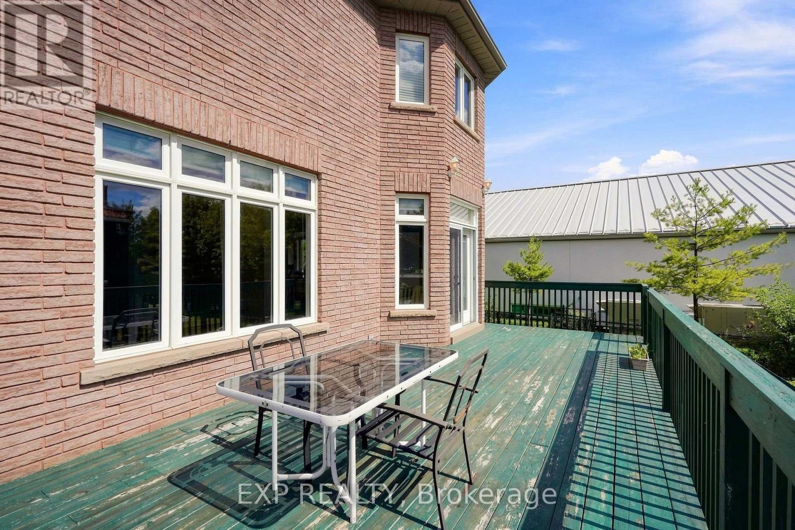 33 VALLEYFORD AVENUE - 43