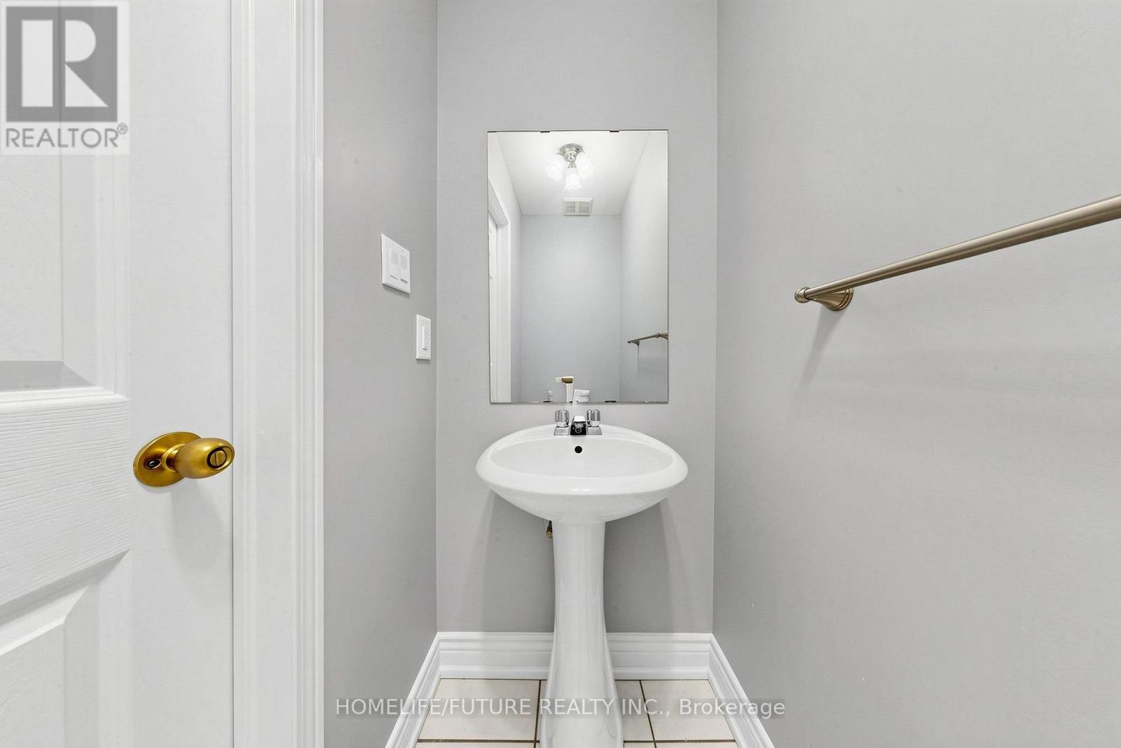 18 HOLLOWAY ROAD - 16