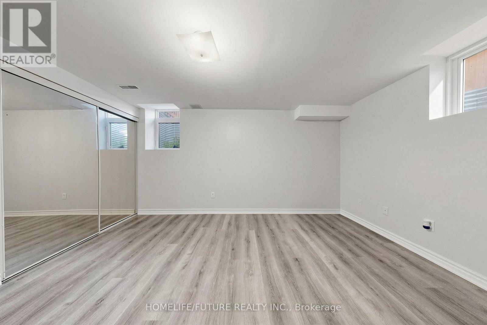 18 HOLLOWAY ROAD - Image 40