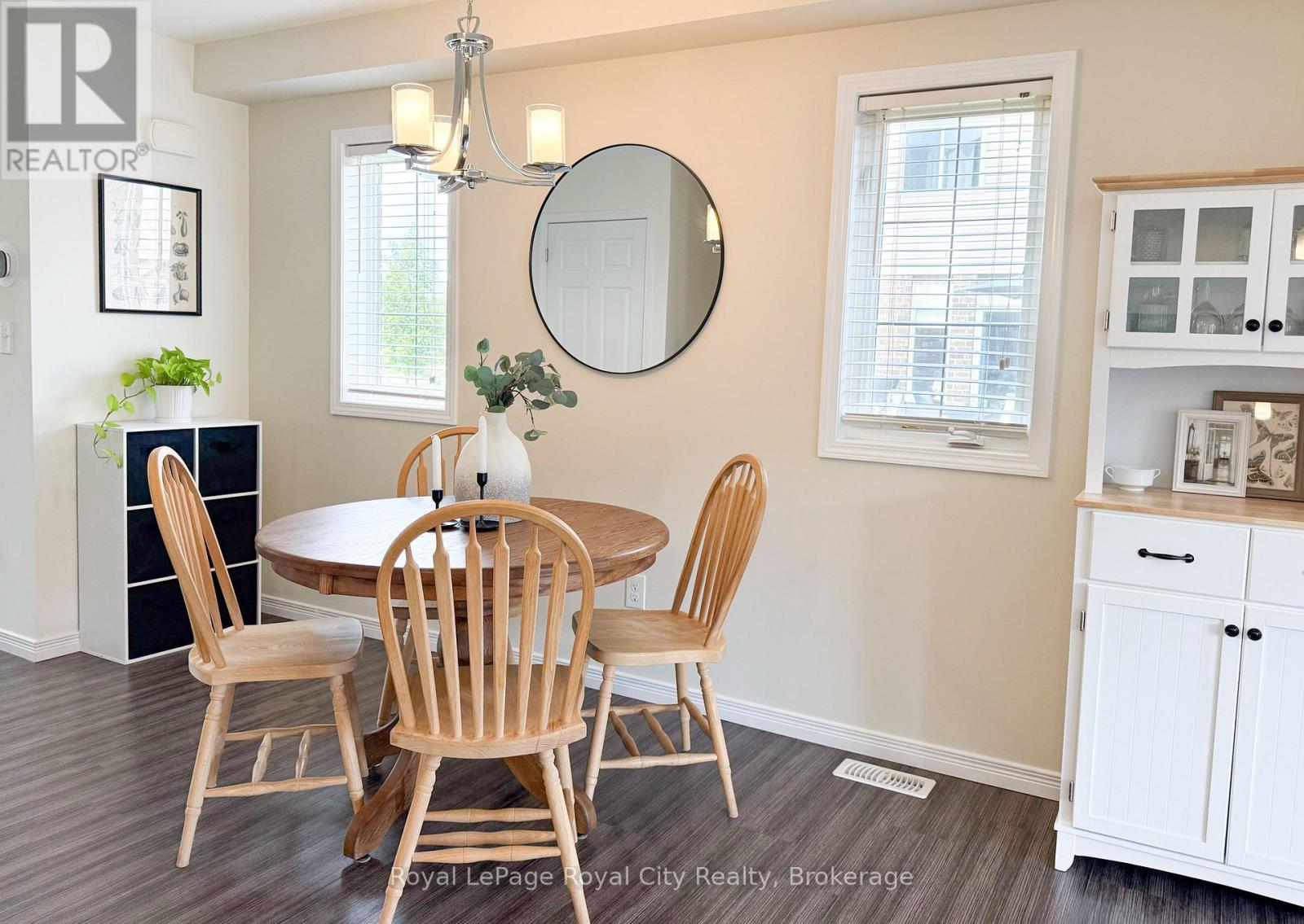 50 MACHADO STREET, Kitchener — photo 8