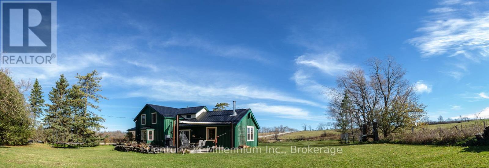 725292 12 Grey Road — photo 31