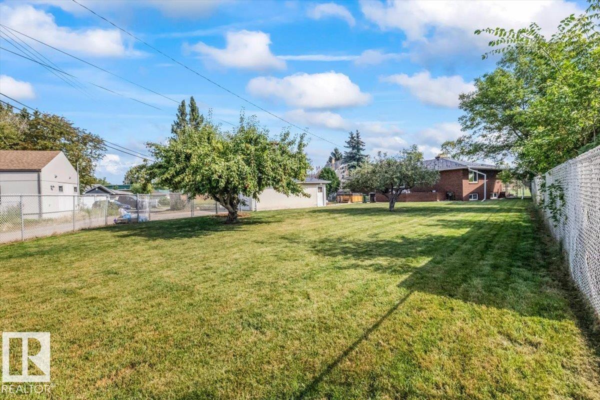 11440 104 ST NW - 58