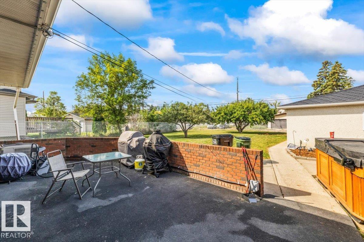 11440 104 ST NW - 53