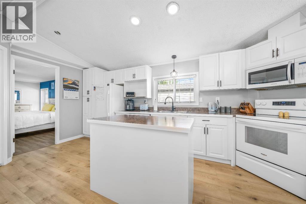 140 Birch Street - Image 9