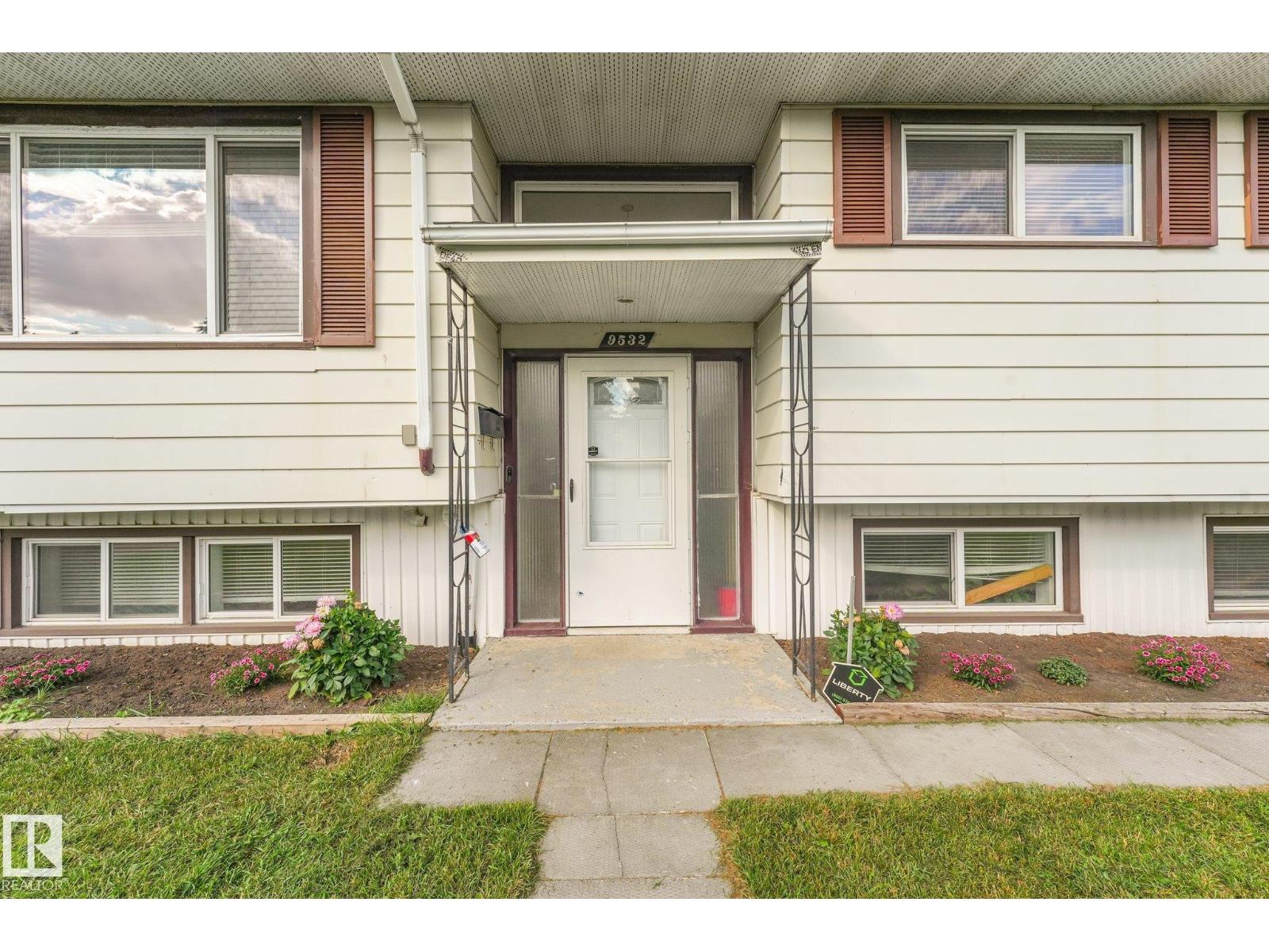 9532 138 AV NW - 3