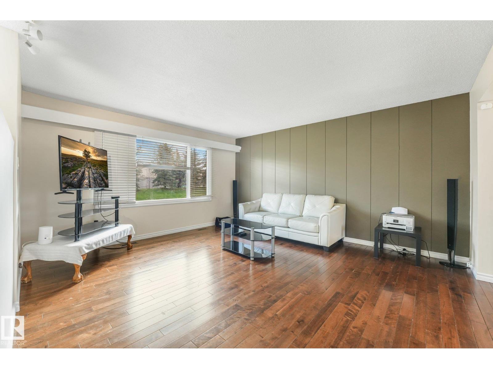 9532 138 AV NW - Image 5