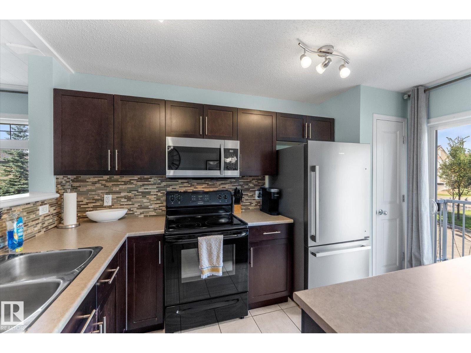 #109 – 1804 70 Street SW, Summerside — photo 20 of 30: Property photo