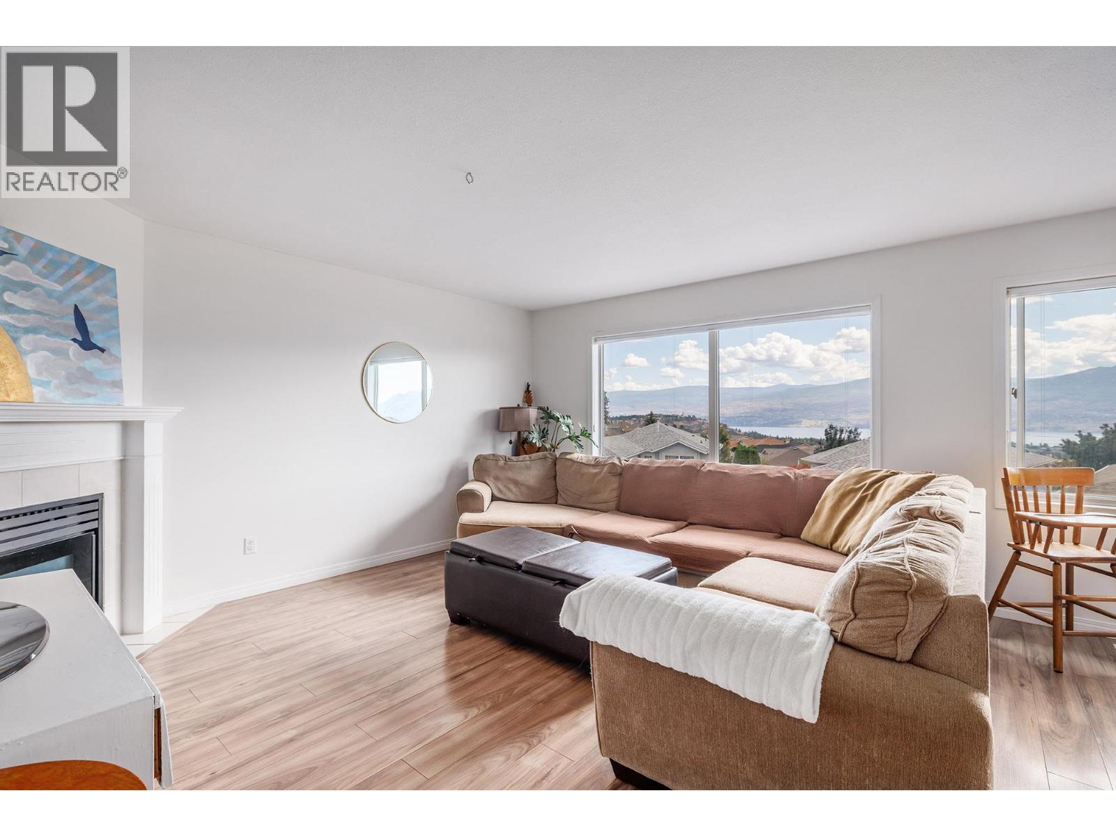 328 2440 Old Okanagan Highway, West Kelowna