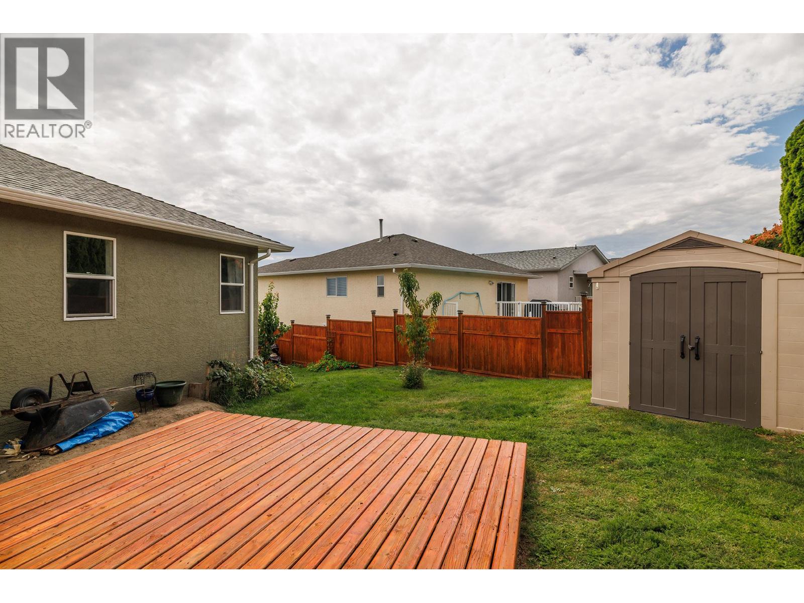 328 2440 Old Okanagan Highway, West Kelowna