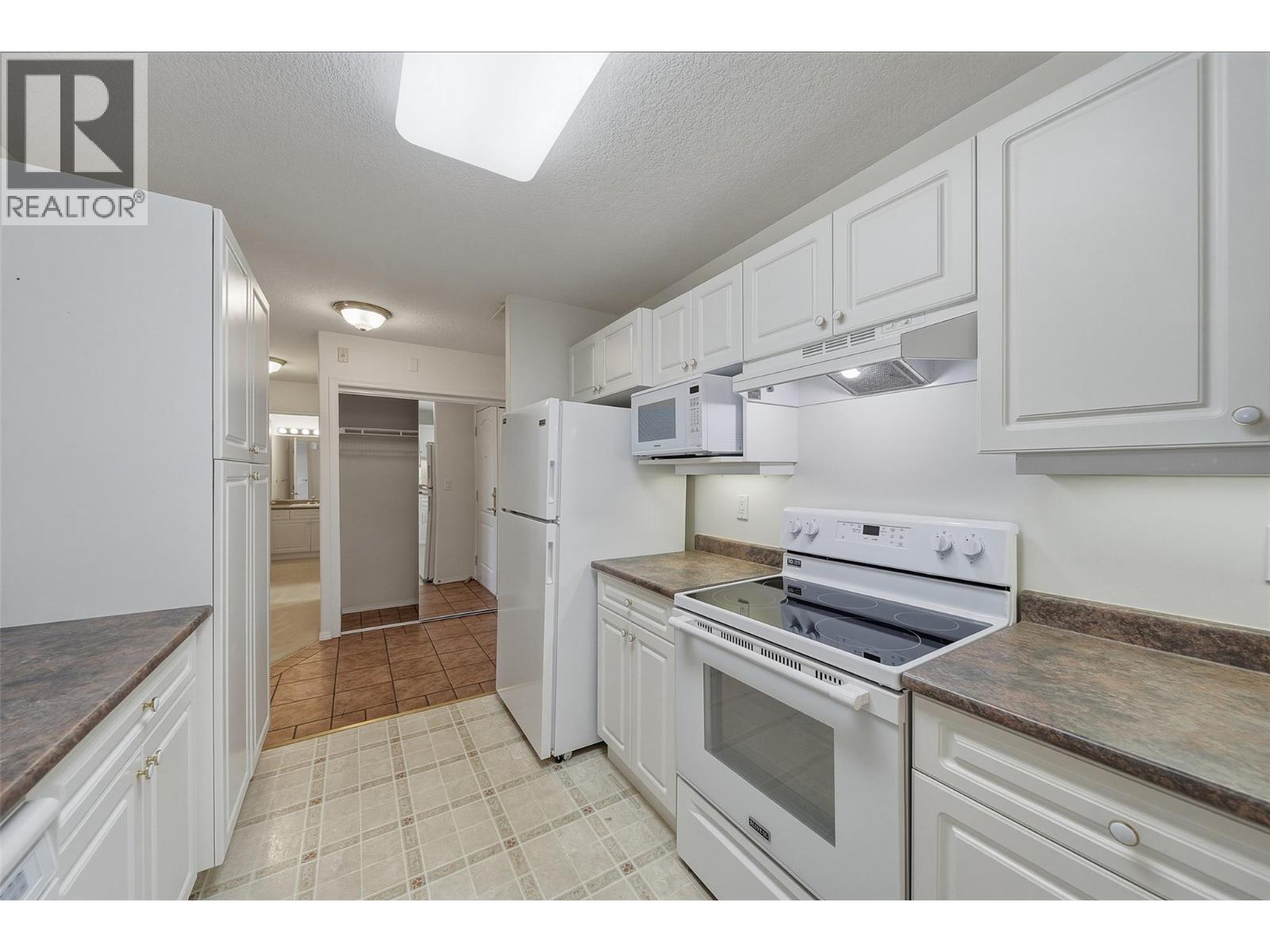 2169 FLAMINGO Road Unit# 104, Kamloops