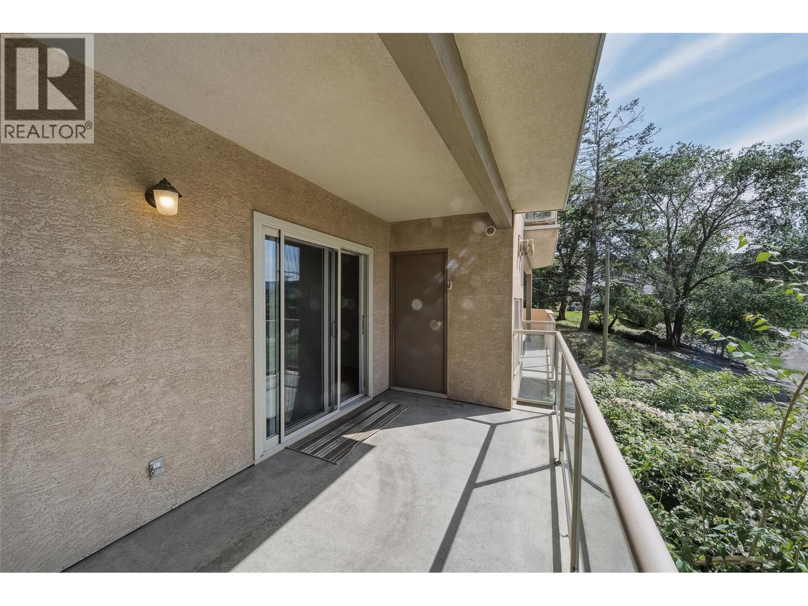 2169 FLAMINGO Road Unit# 104, Kamloops