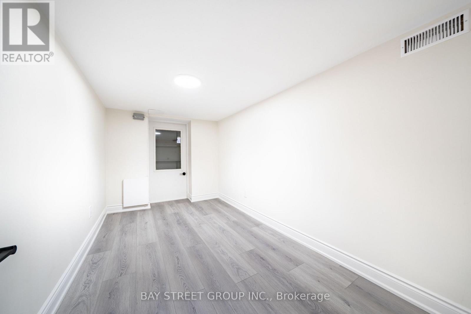49 EMERSON AVENUE - Image 37
