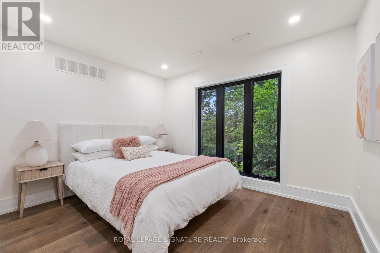 29 BLAKETON ROAD - Image 26