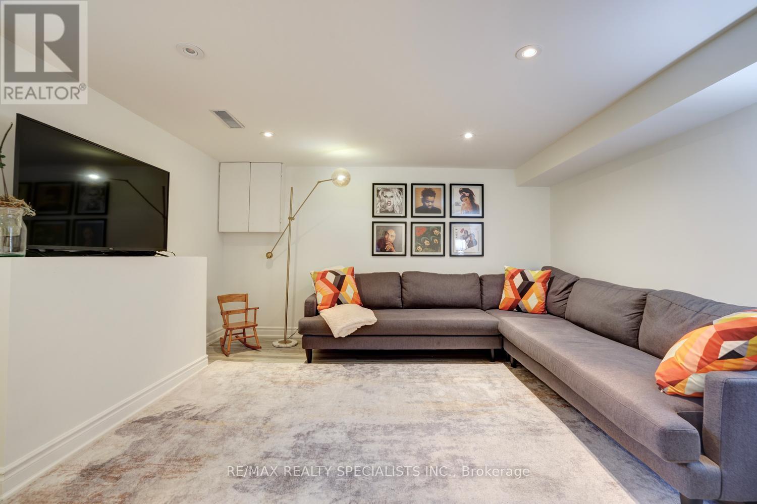1589 CREDITON PARKWAY - Image 26