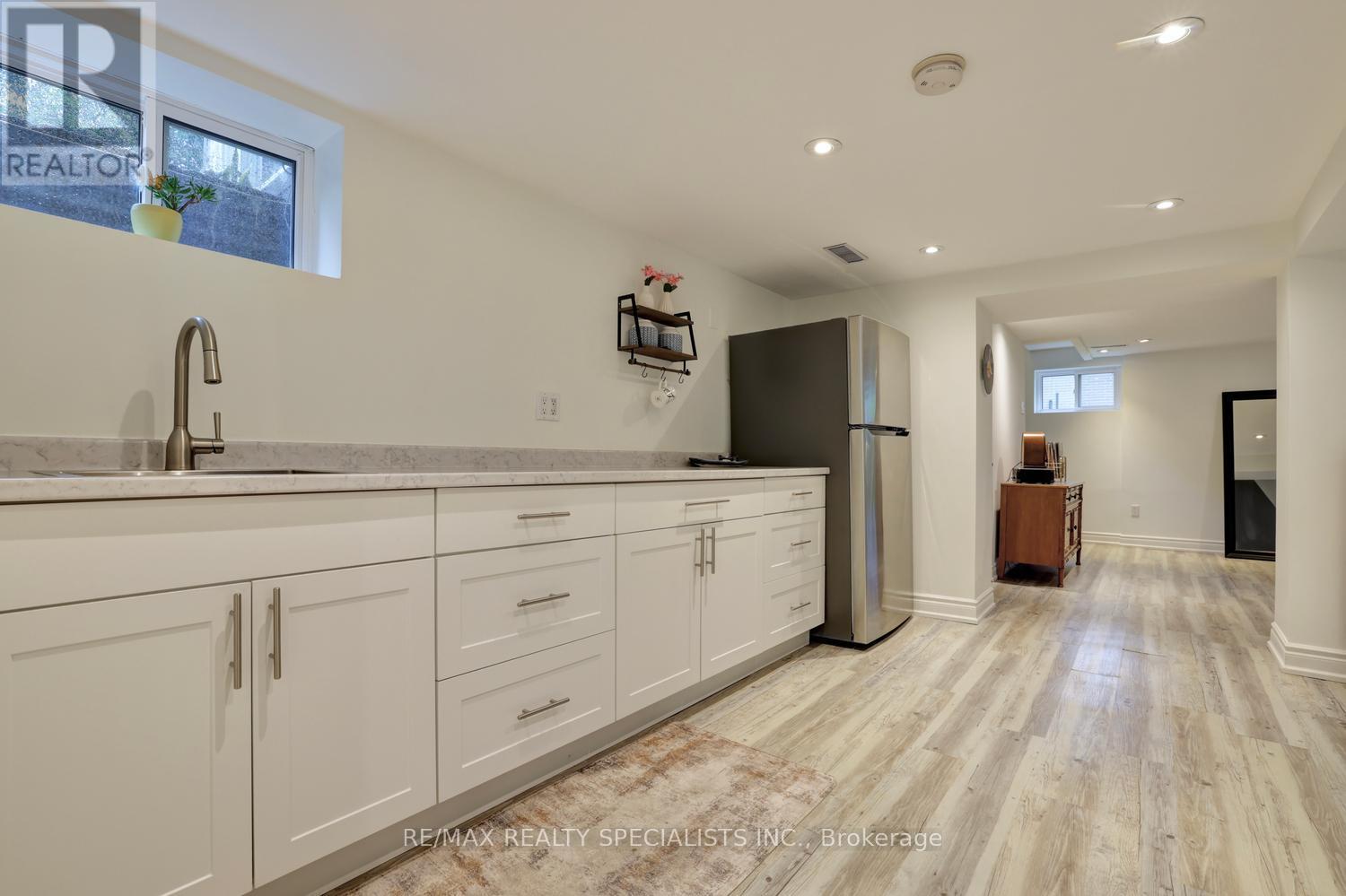 1589 CREDITON PARKWAY - Image 29