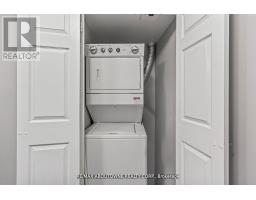 401 - 310 Burnhamthorpe Road W, Mississauga, ON L5B4P9 Photo 8
