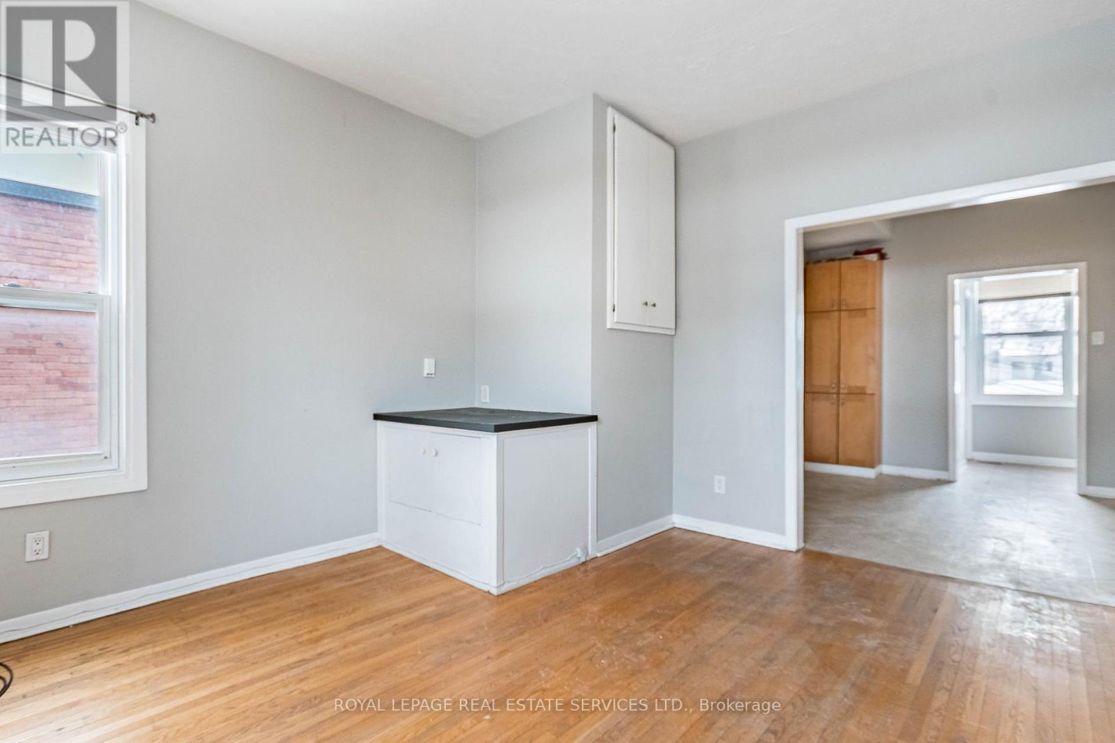 740 LANSDOWNE AVENUE - 12