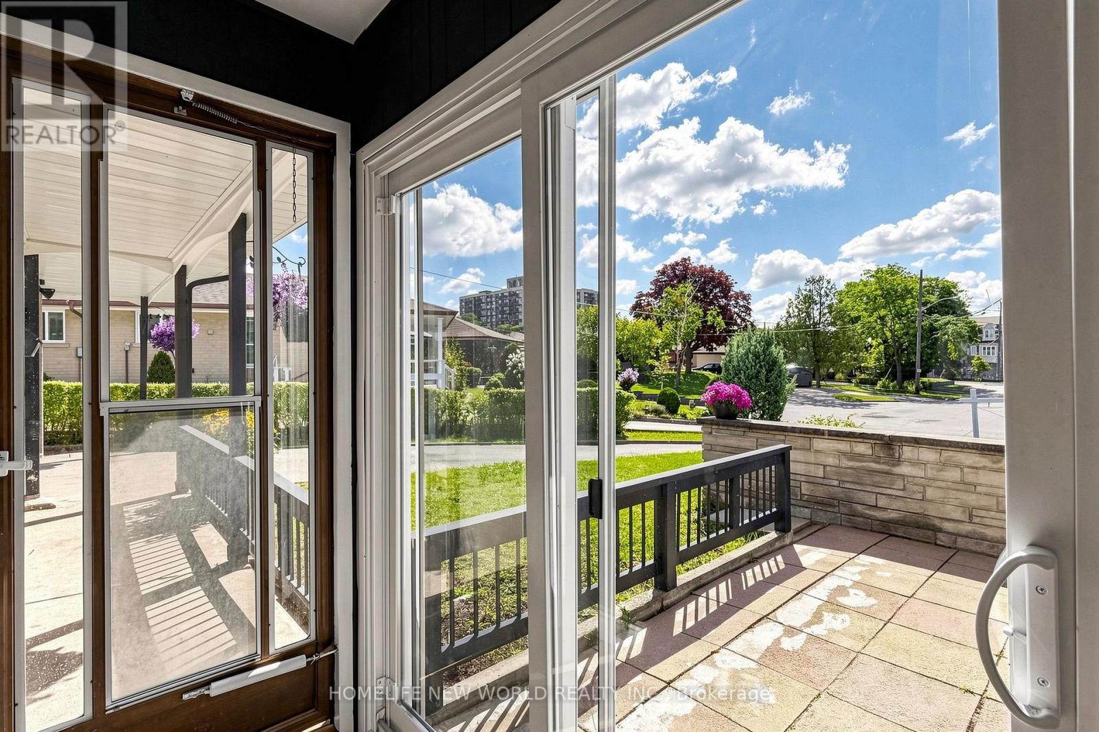 12 GREYFRIAR COURT - 3