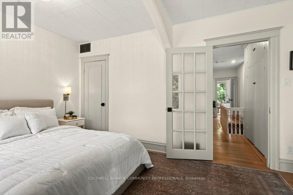 148 DUNDURN STREET N - Image 20